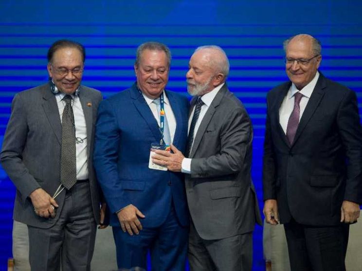 Il debutto dell'Iran tra i Paesi emergenti: ecco i Brics in salsa autoritaria