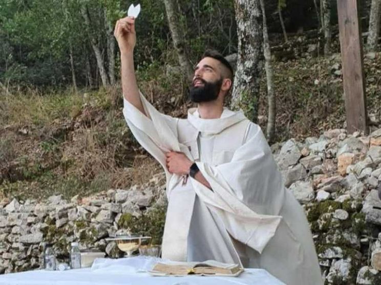 La psicologa: «Aiutiamo i nostri sacerdoti a riconoscersi vulnerabili»