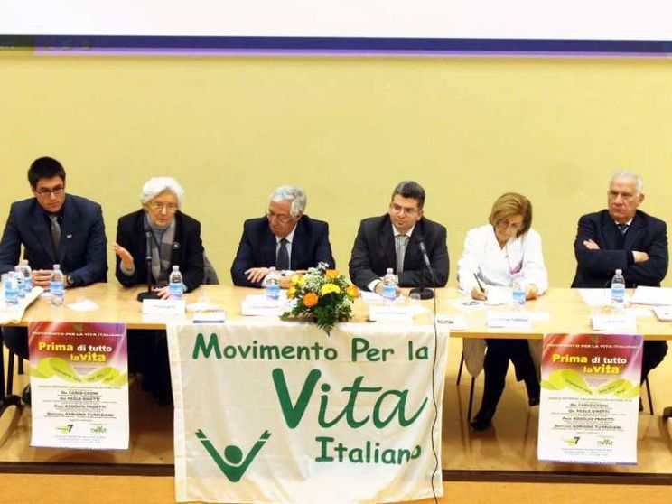 Carlo Casini, costruttore di mura (e non di muri...)