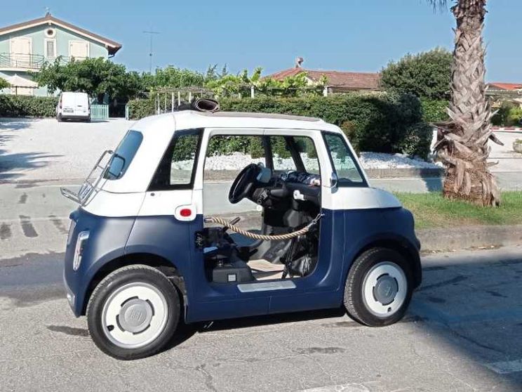 Ecco la Fiat Topolino in edizione da spiaggia