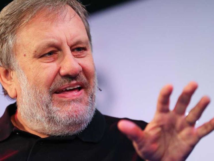 Cosa cercano gli “atei cristiani”? Žižek contro la servitù digitale