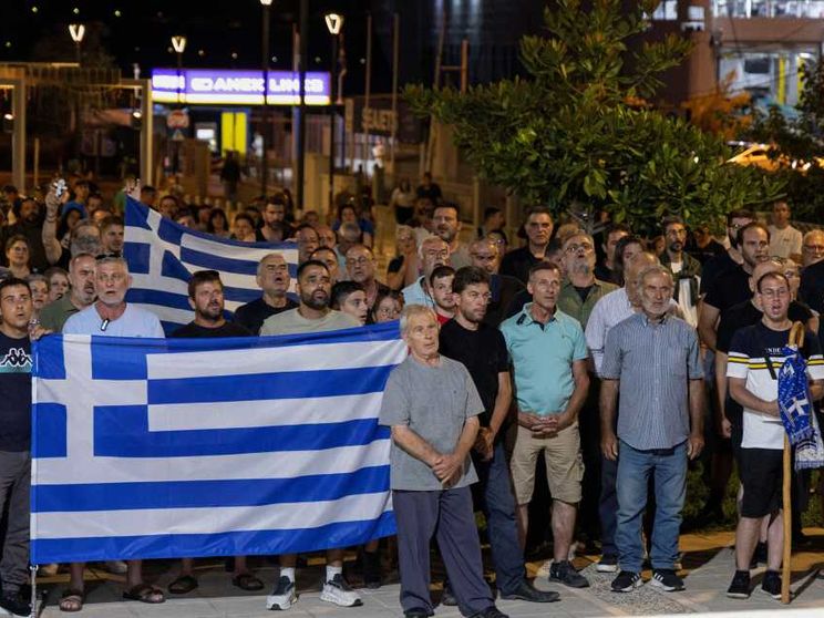 La Grecia ha sospeso il diritto d’asilo e le Ong dicono addio al Paese