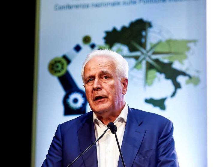 La candidatura Giani resta in bilico. L'incontro con Schlein non risolve