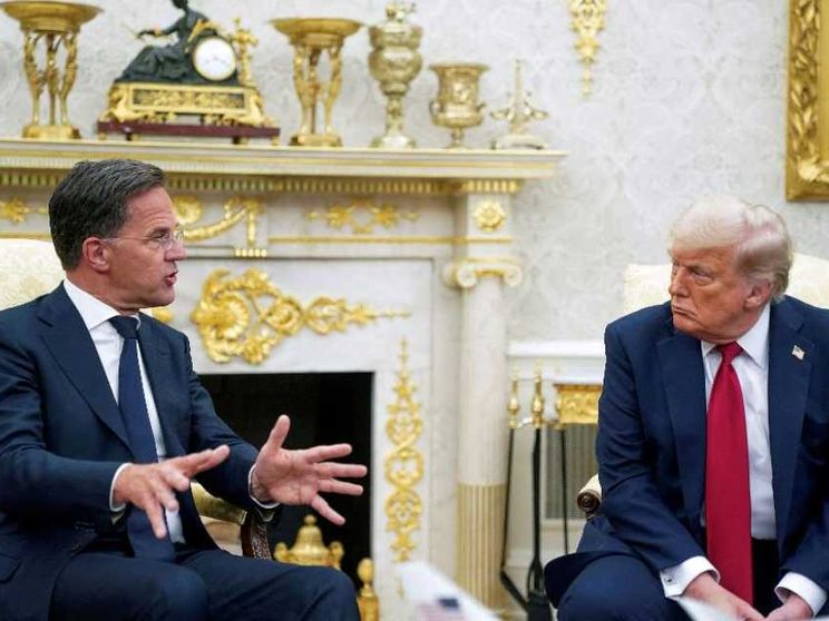 Le armi a Kiev, il penultimatum a Putin: Trump prende tempo sulla guerra