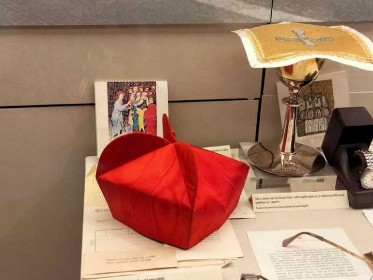 L'incredibile storia della berretta cardinalizia di Luciani