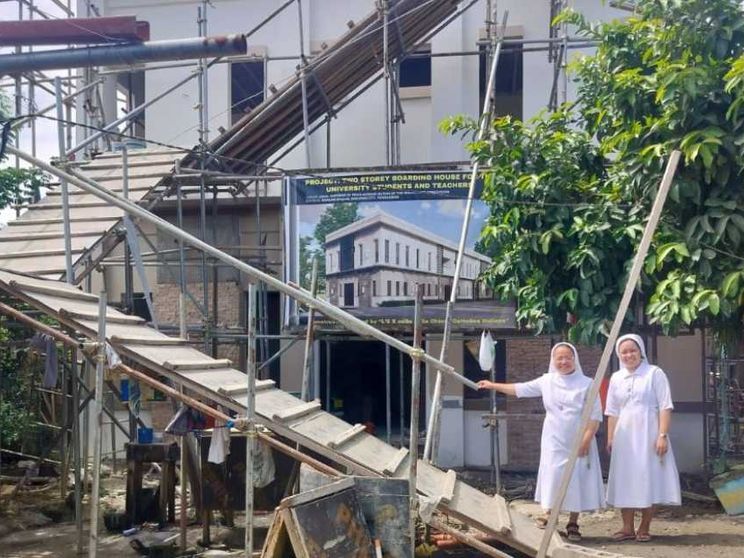 La “mamma delle Filippine” salva gli orfani grazie agli aiuti dall'Italia