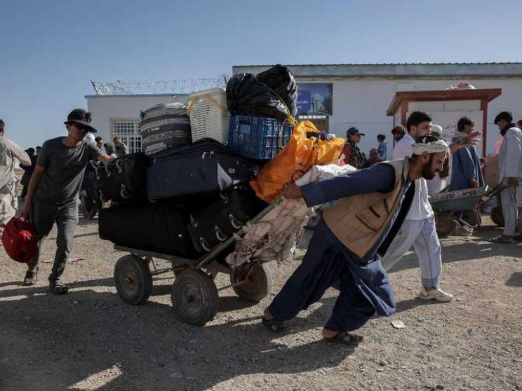 Zakaria e il milione di profughi afghani che l'Iran ha rimpatriato a forza