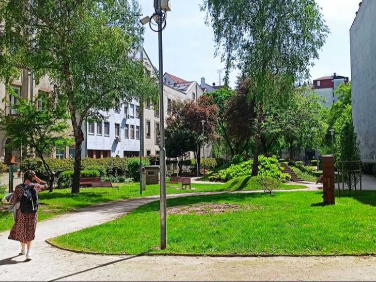 Parchi tascabili e salotti verdi per mitigare il calore urbano