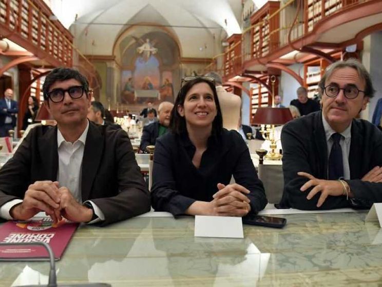 Conte evita il contatto da “campo largo”. E su Ricci: avviso non è condanna