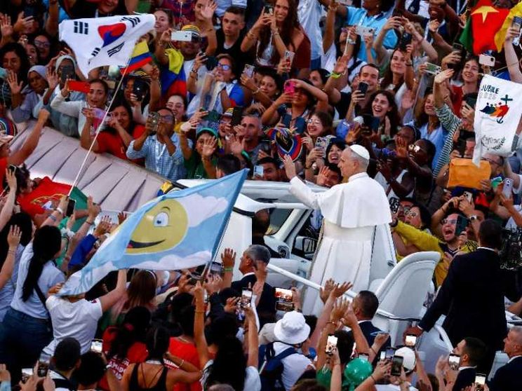 Papa Leone e il grido dei giovani in San Pietro: vogliamo la pace nel mondo