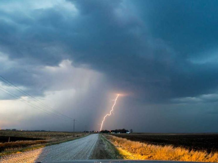 Bagliore nei cieli Usa rivelato un fulmine lungo 829 chilometri