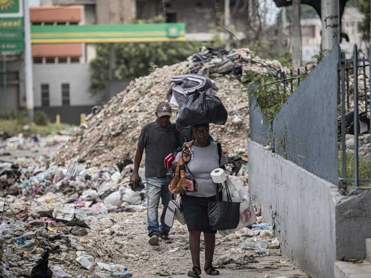 La fuga degli haitiani sulle montagne per continuare a vivere