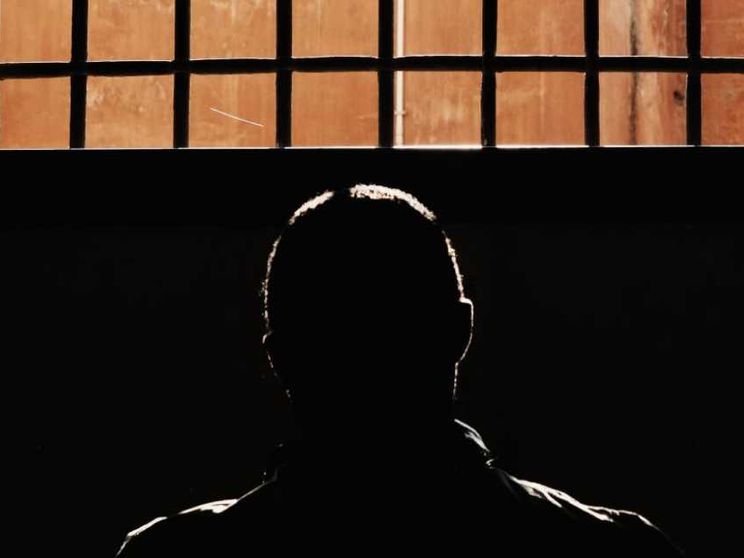 Due detenuti sono morti e sei agenti sono stati feriti: è sempre emergenza