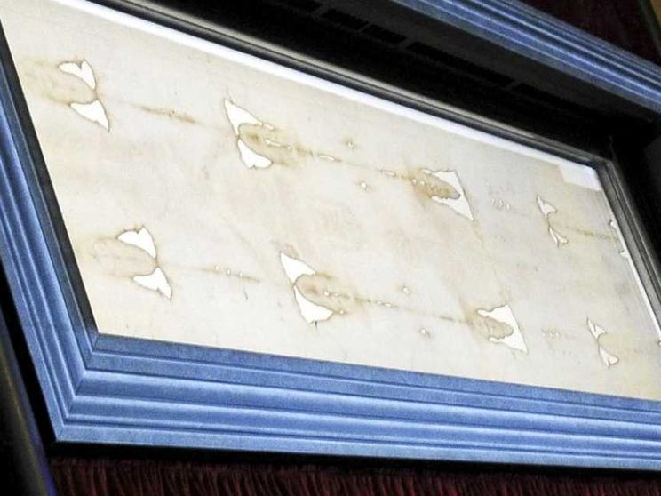 La Sindone è un falso? Ma quale novità, non c'è niente di scientifico