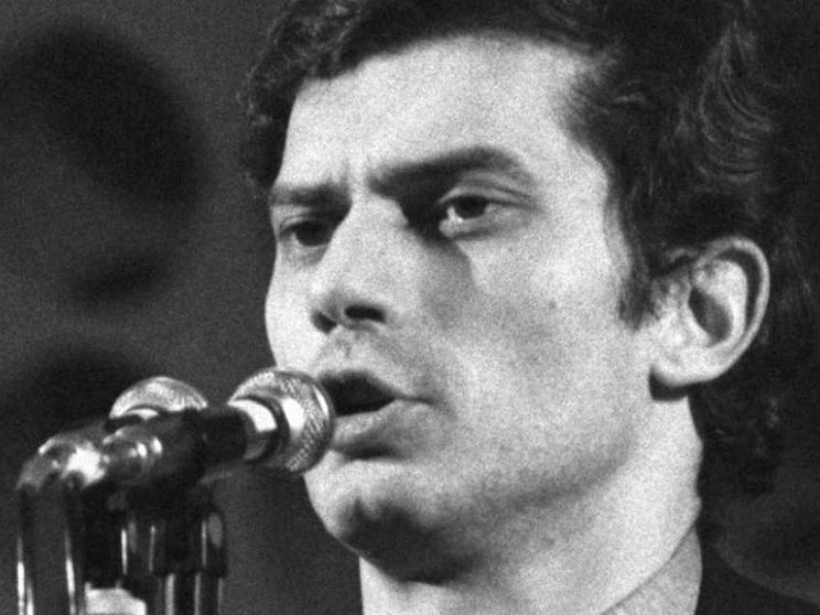 Sulle tracce di Luigi Tenco tra le vigne del Monferrato