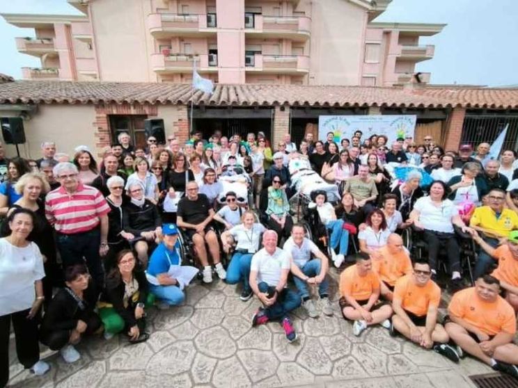 «In Sardegna scegliamo la vita. Spezzando la solitudine»