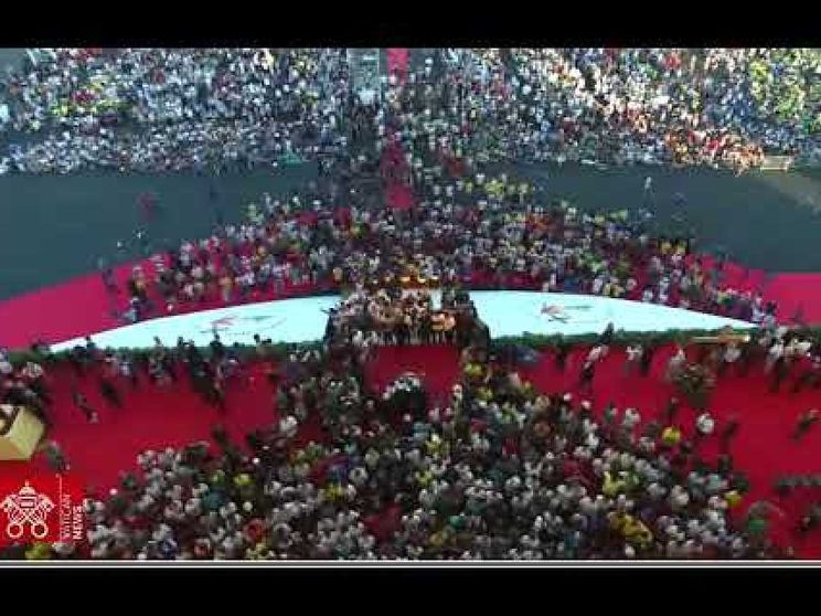 Neocatecumenali, 10mila tra ragazzi e ragazze rispondono alla «chiamata»