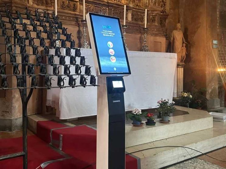 In cento parrocchie italiane arriva il Pos per le offerte digitali