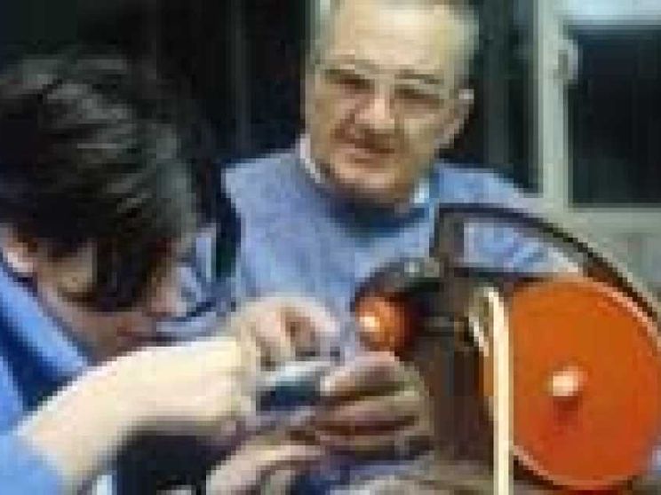 Sempre più anziani alla guida delle micro-imprese