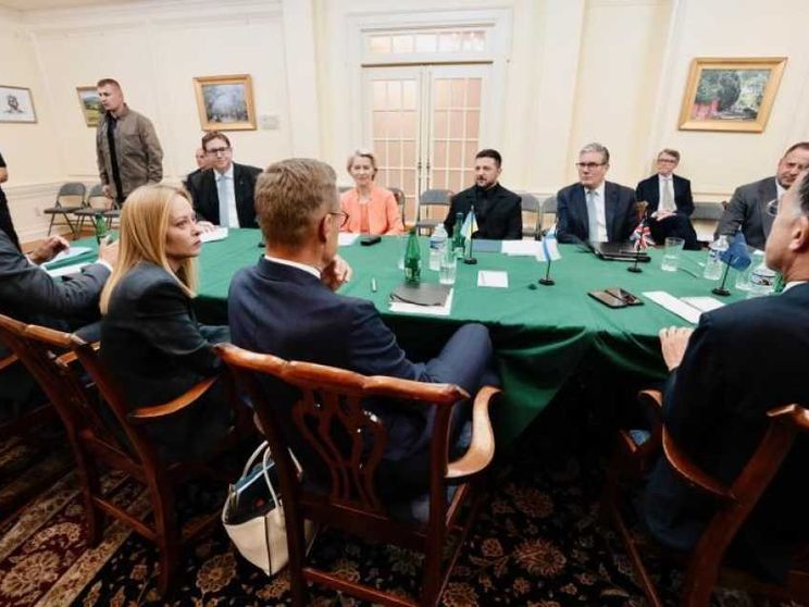 Meloni: «La nostra forza è l’unità». I leader Ue: «Garanzie ferree»