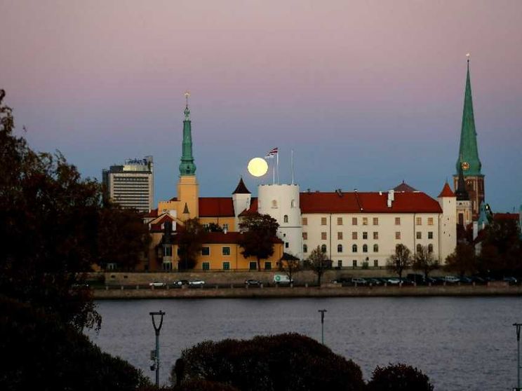 Lettonia, ventre molle della Nato: «Siamo il bersaglio ideale della Russia»