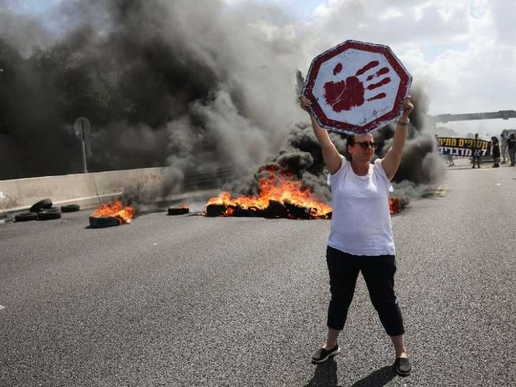 Cortei e sit-in: Israele è paralizzato per le proteste contro Netanyahu
