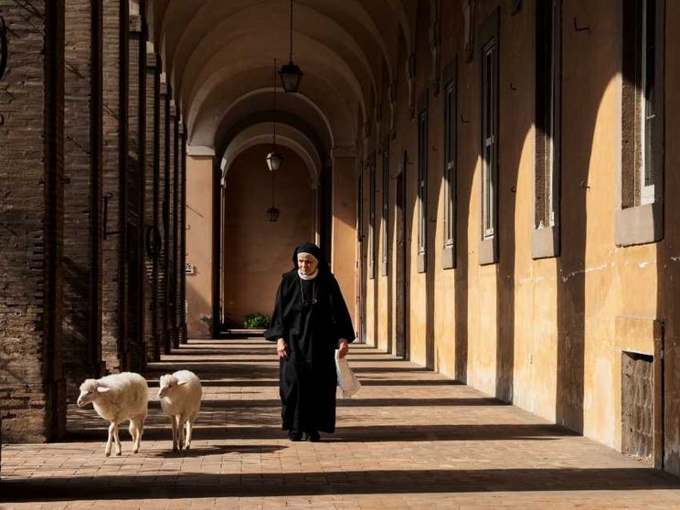 “Agnus Dei”, il silenzio del chiostro conquista Venezia