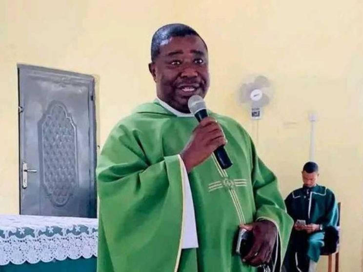 Assassinato un parroco in Sierra Leone