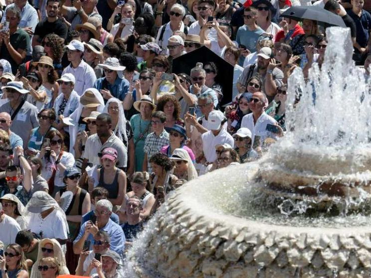 Né egemonia né oasi protetta: sfidiamo i deserti del "non senso"