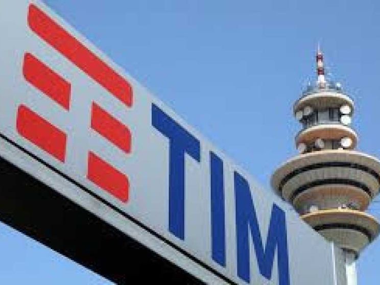 Poste azionista di maggioranza di Tim: obiettivo risanamento