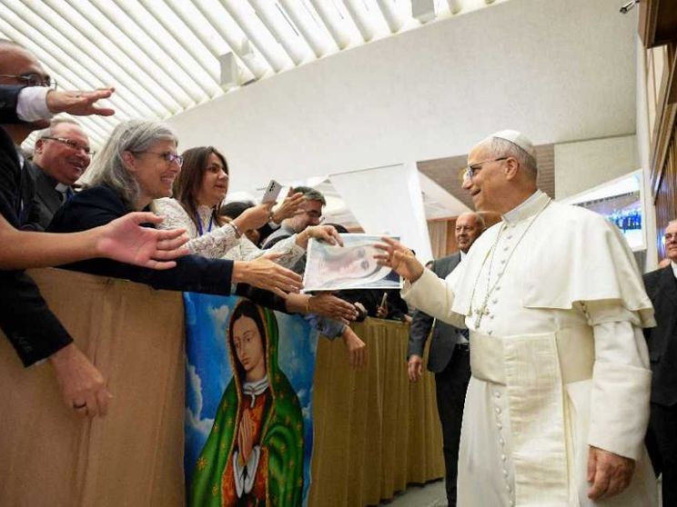 Leone XIV: Maria abbatte i muri e aiuta l’umanità a vivere in pace