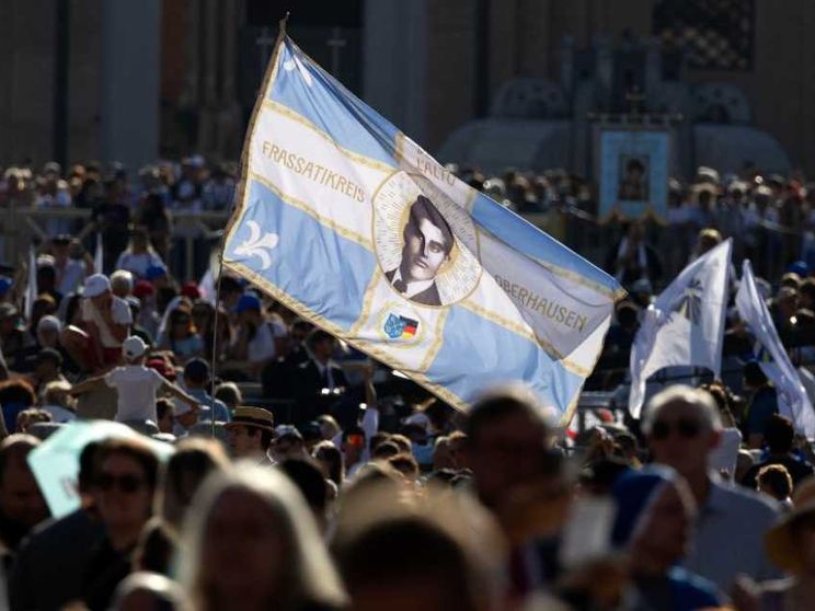 A Roma da tutto il mondo per i santi della porta accanto