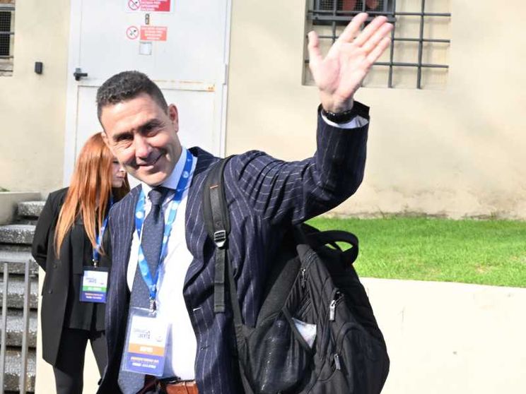 Salvini stoppa le polemiche e blinda Vannacci: «È un valore aggiunto»
