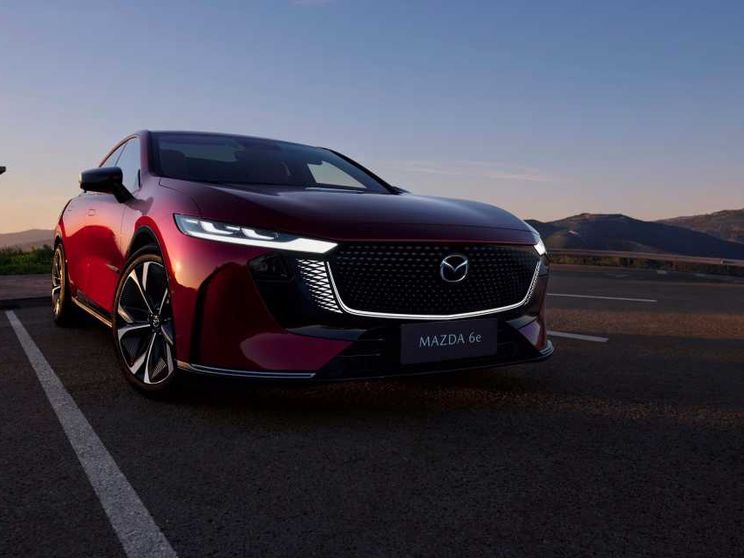 Mazda 6e, il meglio del passato con un piede nel futuro