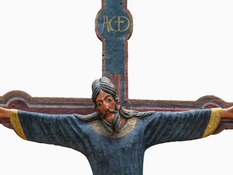 Lucca ritrova il suo Volto Santo: il crocifisso restituito ai fedeli