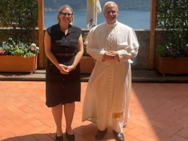 Elise Ann Allen, la giornalista che ha intervistato il Papa: ve lo racconto