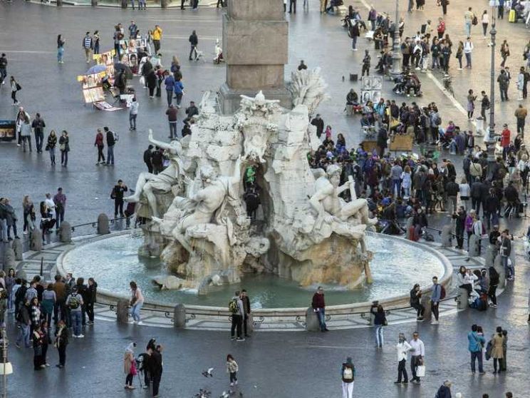 In 55 piazze di Roma il wifi adesso è pubblico