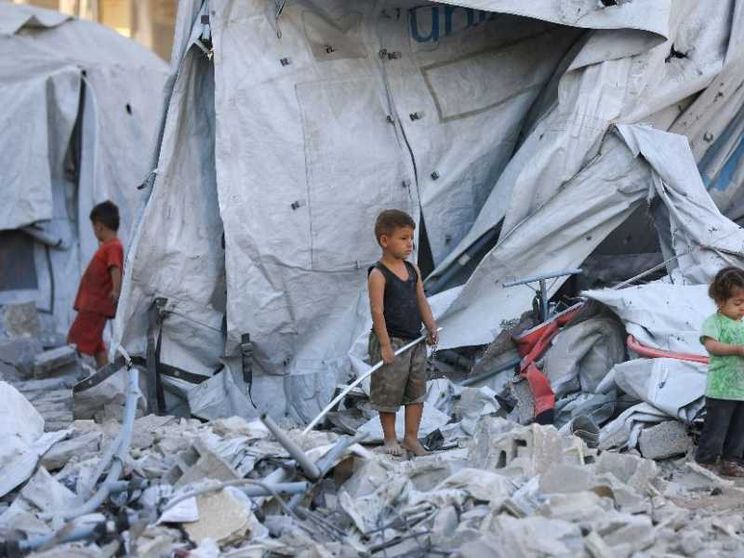 Sui social gli appelli di chi è rimasto. «Qui è l'inferno, non dimenticateci»
