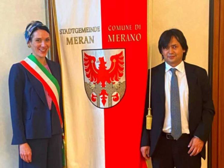 «Io, rifugiato afghano, dopo 20 anni sono diventato italiano»