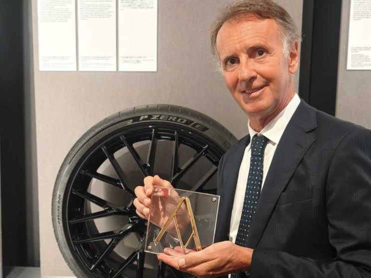 A Pirelli P Zero E il Compasso d'Oro Internazionale