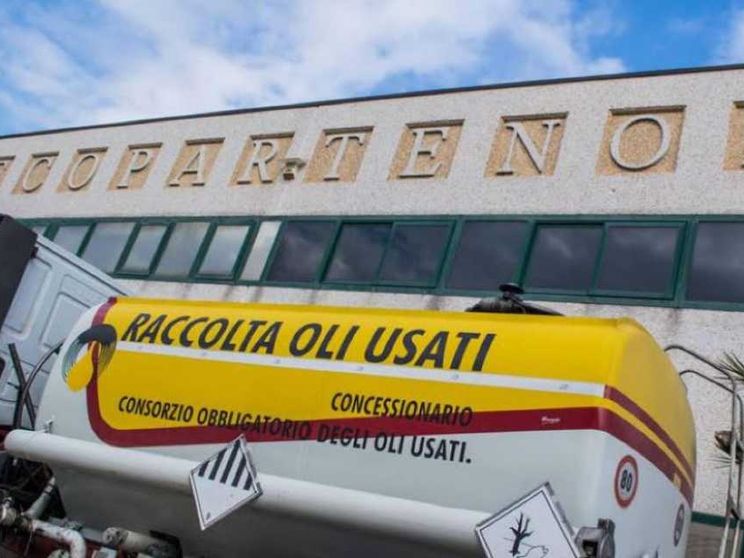 Esplosione in azienda di rifiuti: tre operai morti e due feriti