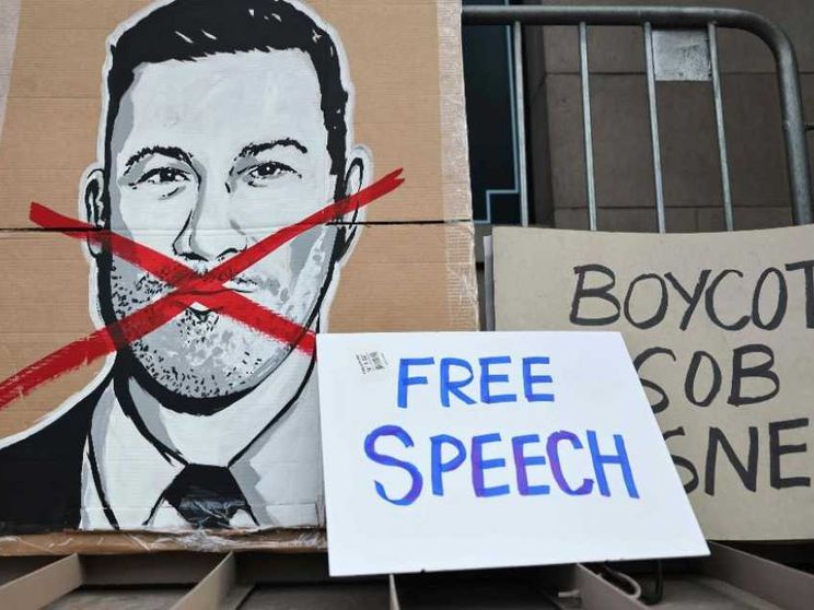 La rivoluzione americana sta cadendo nella spirale della reazione?