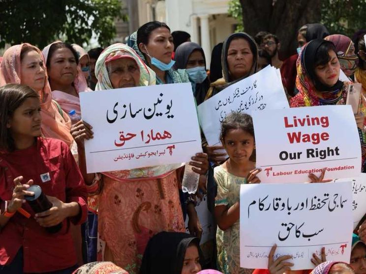 Il salario dignitoso? In Italia dovrebbe essere 11 euro l'ora