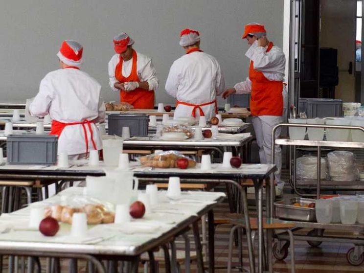 Mezzo kg di avanzi alla settimana gettati via: ecco lo spreco di cibo