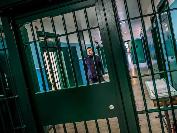 Detenuto si toglie la vita a Modena: è il 62esimo da inizio anno