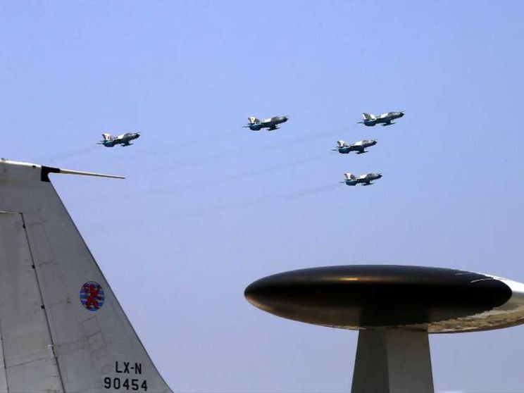 Rutte con Trump: colpire i caccia russi. La Polonia: lasciate la Bielorussia