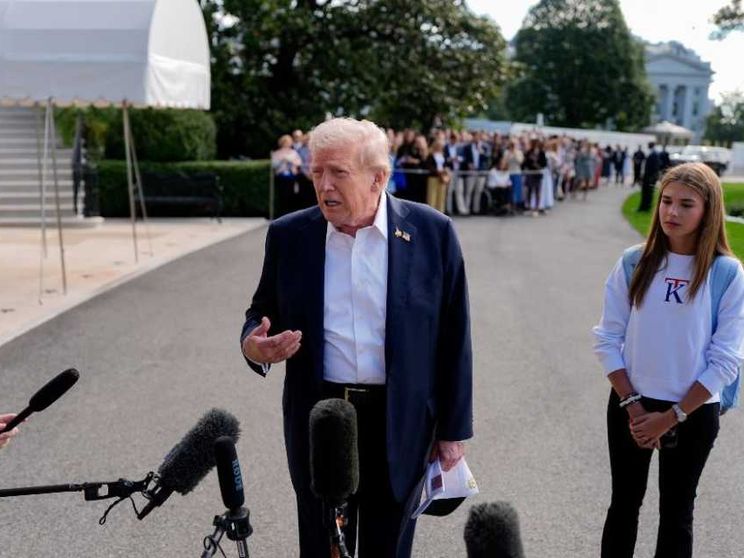 Trump testimonial dei vestiti della nipote. Alla Casa Bianca