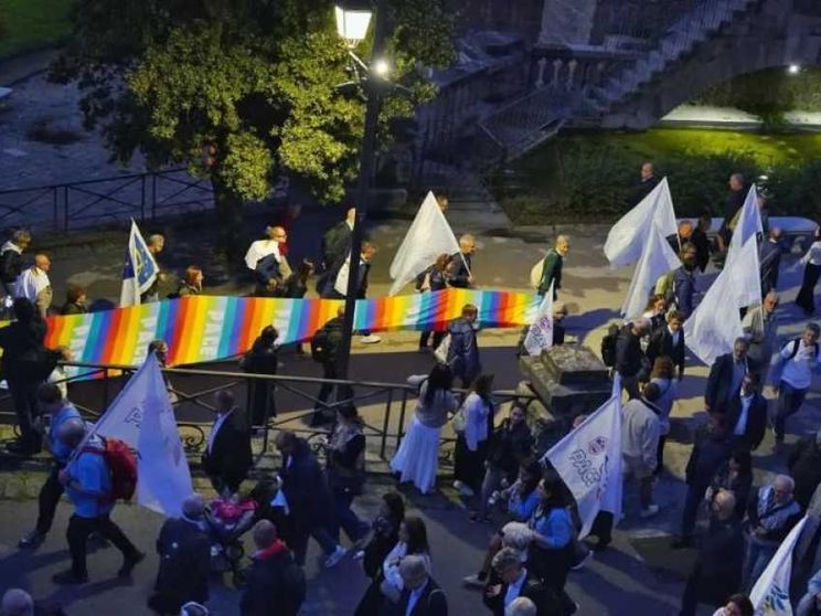 «Ai giovani la politica interessa. Creiamo spazi per coinvolgerli»