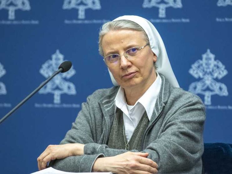 Suor Brambilla: «Dio ama abitare nella fragilità. Missione è dire a tutti il suo amore»