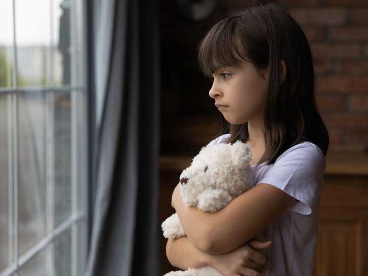 Il 2024 anno nero dei reati sui minori: 7.204 casi, le bambine le prime vittime